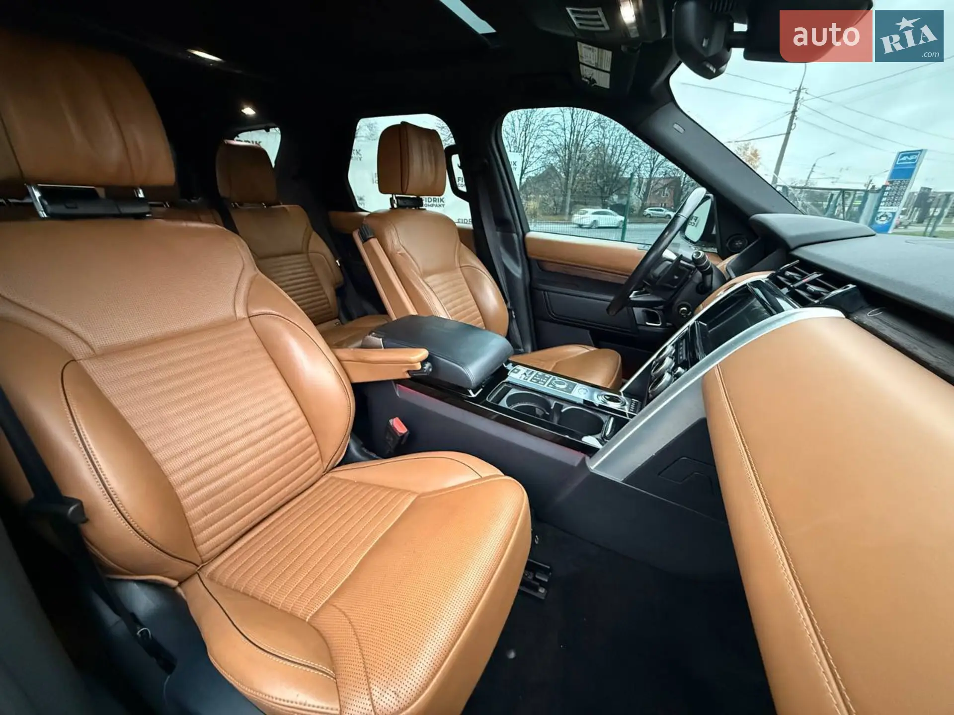 2018 Land Rover Discovery - мініатюра 13