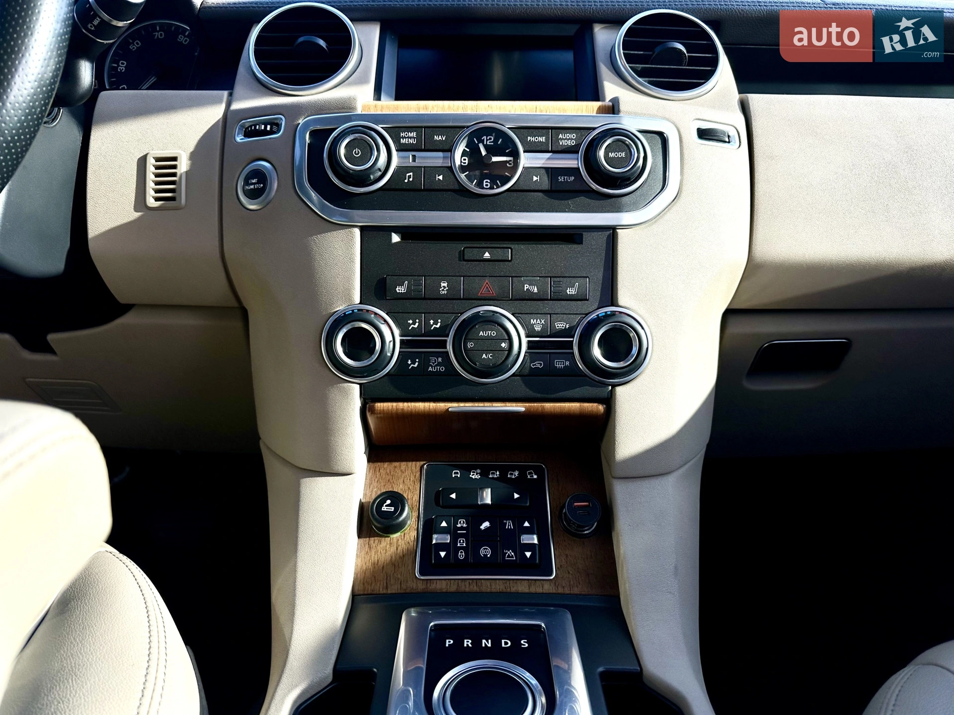 2015 Land Rover Discovery - мініатюра 8