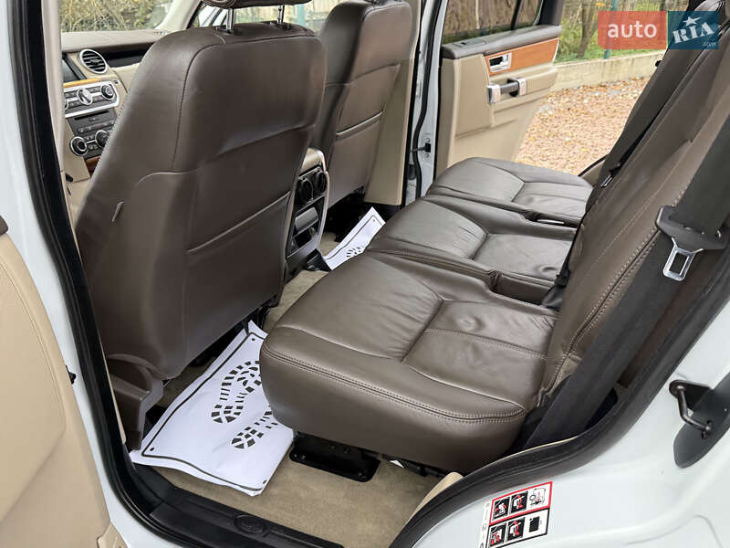 Внедорожник / Кроссовер Land Rover Discovery 2016 в Дрогобыче