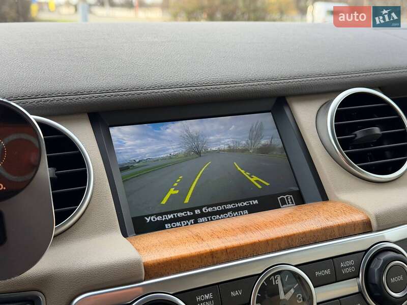 Внедорожник / Кроссовер Land Rover Discovery 2015 в Кривом Роге