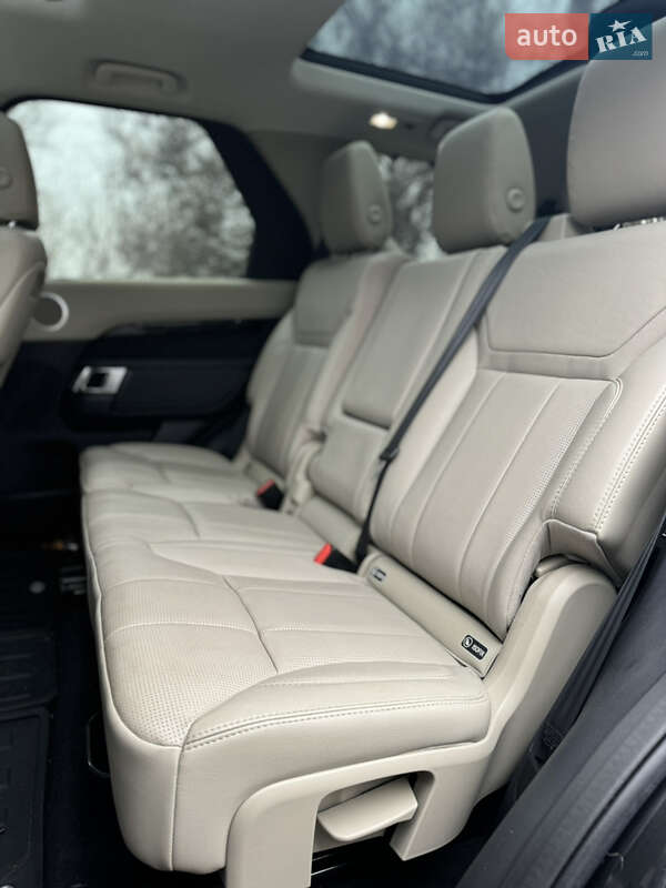 Внедорожник / Кроссовер Land Rover Discovery 2018 в Киеве