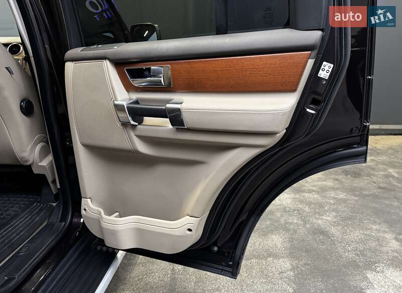 Внедорожник / Кроссовер Land Rover Discovery 2011 в Киеве