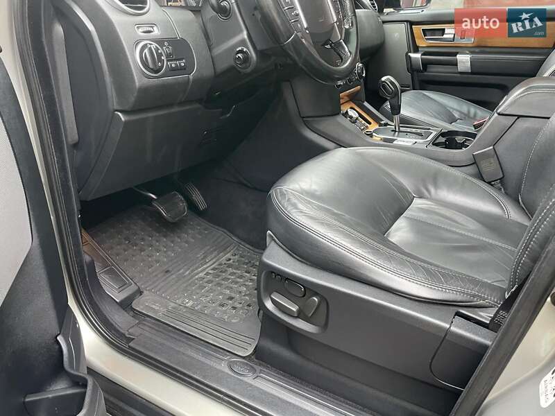 Внедорожник / Кроссовер Land Rover Discovery 2012 в Киеве