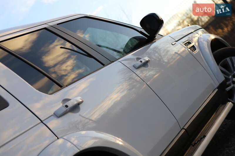 Внедорожник / Кроссовер Land Rover Discovery 2016 в Дрогобыче