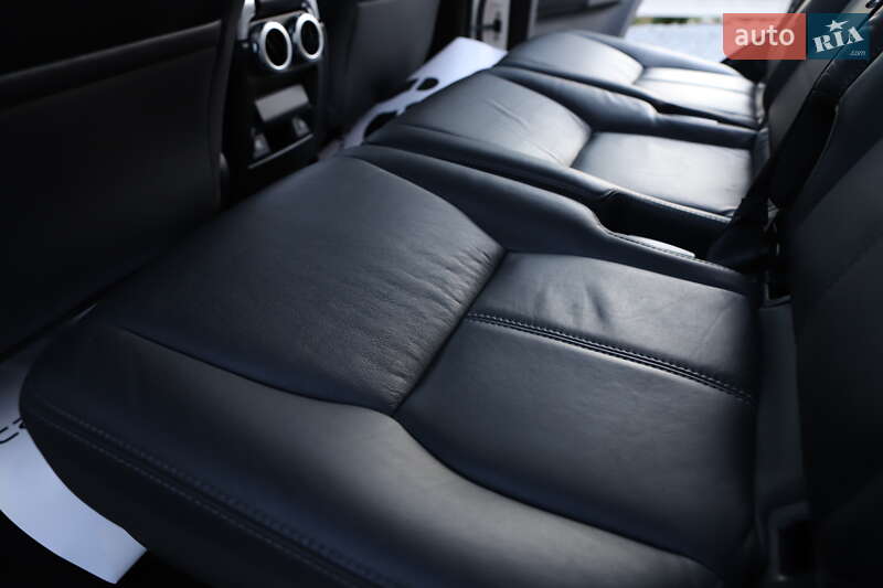 Внедорожник / Кроссовер Land Rover Discovery 2016 в Дрогобыче