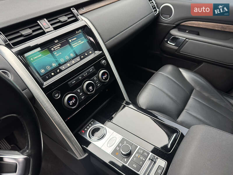 Позашляховик / Кросовер Land Rover Discovery 2017 в Ковелі