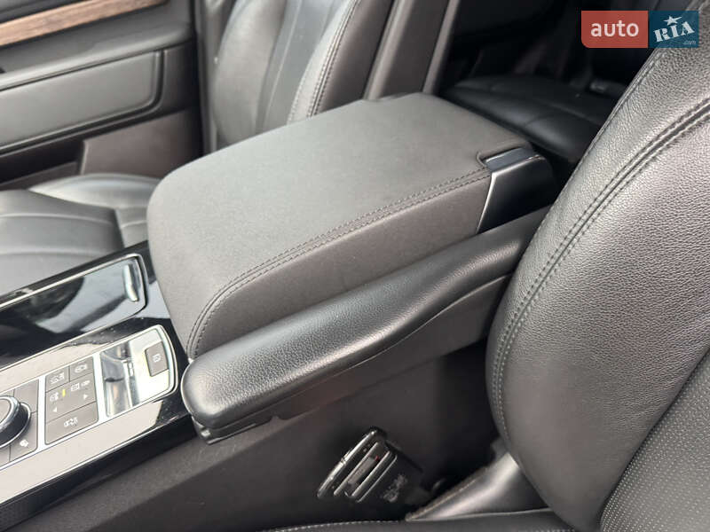 Позашляховик / Кросовер Land Rover Discovery 2017 в Ковелі