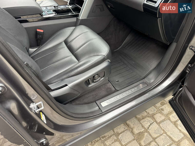 Позашляховик / Кросовер Land Rover Discovery 2017 в Ковелі