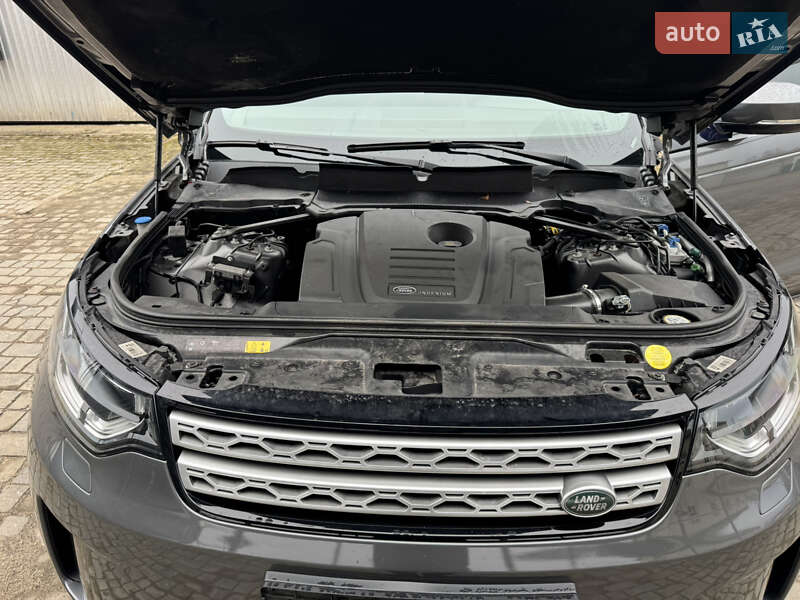 Позашляховик / Кросовер Land Rover Discovery 2017 в Ковелі