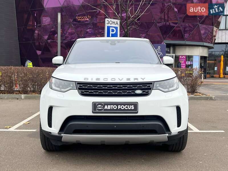 Внедорожник / Кроссовер Land Rover Discovery 2017 в Киеве