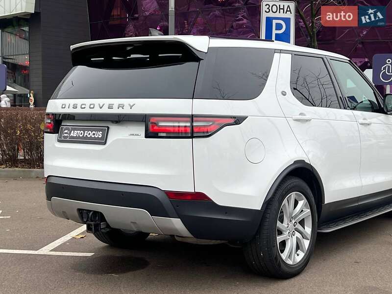 Внедорожник / Кроссовер Land Rover Discovery 2017 в Киеве