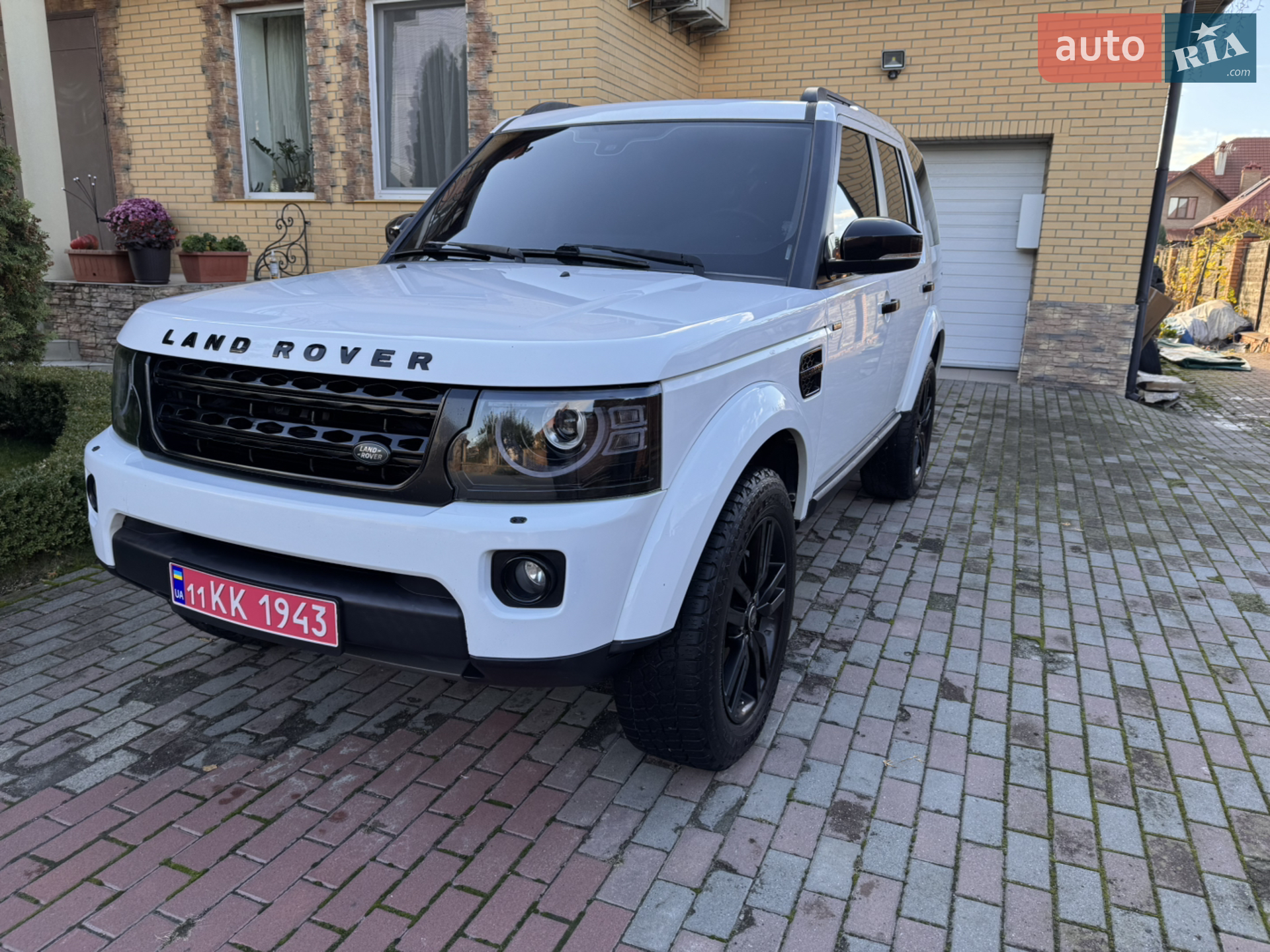 2016 Land Rover Discovery - мініатюра 16