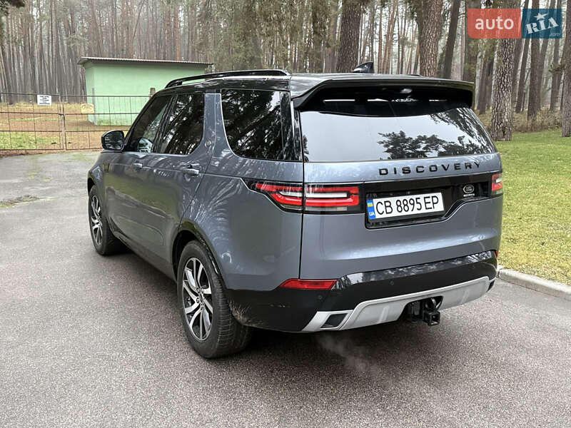 Внедорожник / Кроссовер Land Rover Discovery 2018 в Чернигове
