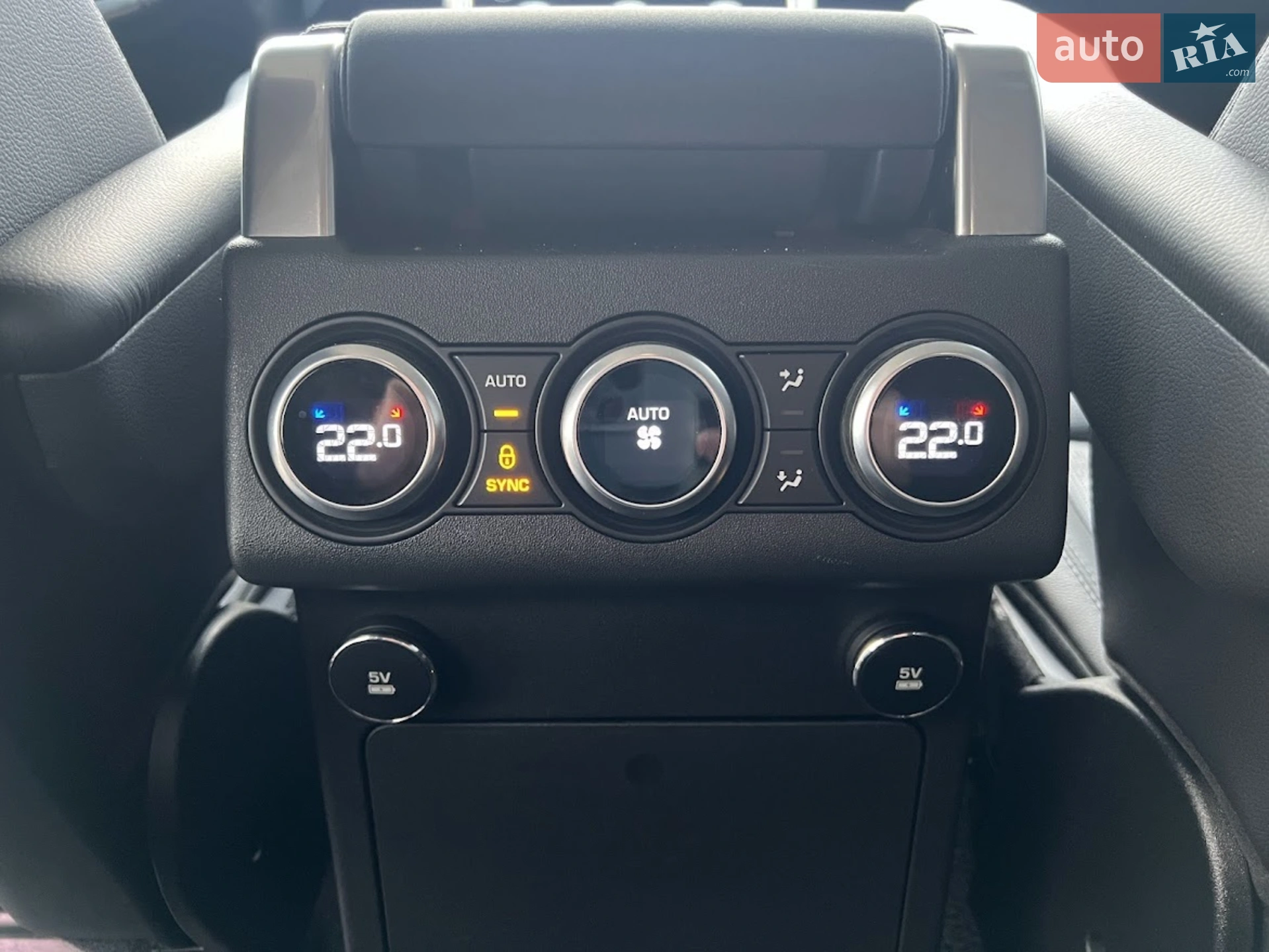 2018 Land Rover Discovery - мініатюра 25
