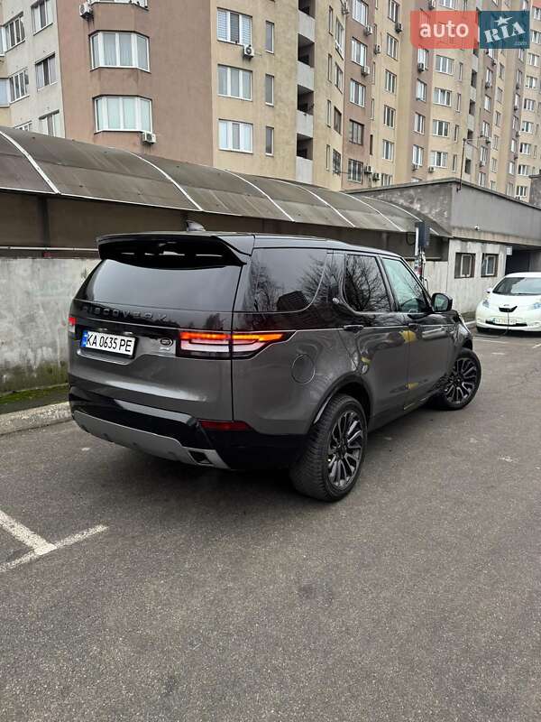 Внедорожник / Кроссовер Land Rover Discovery 2017 в Киеве
