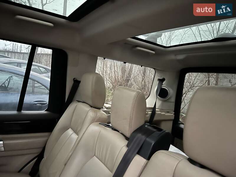 Позашляховик / Кросовер Land Rover Discovery 2015 в Черкасах