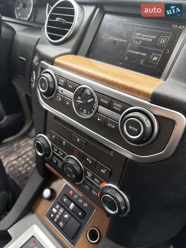 Внедорожник / Кроссовер Land Rover Discovery 2015 в Львове