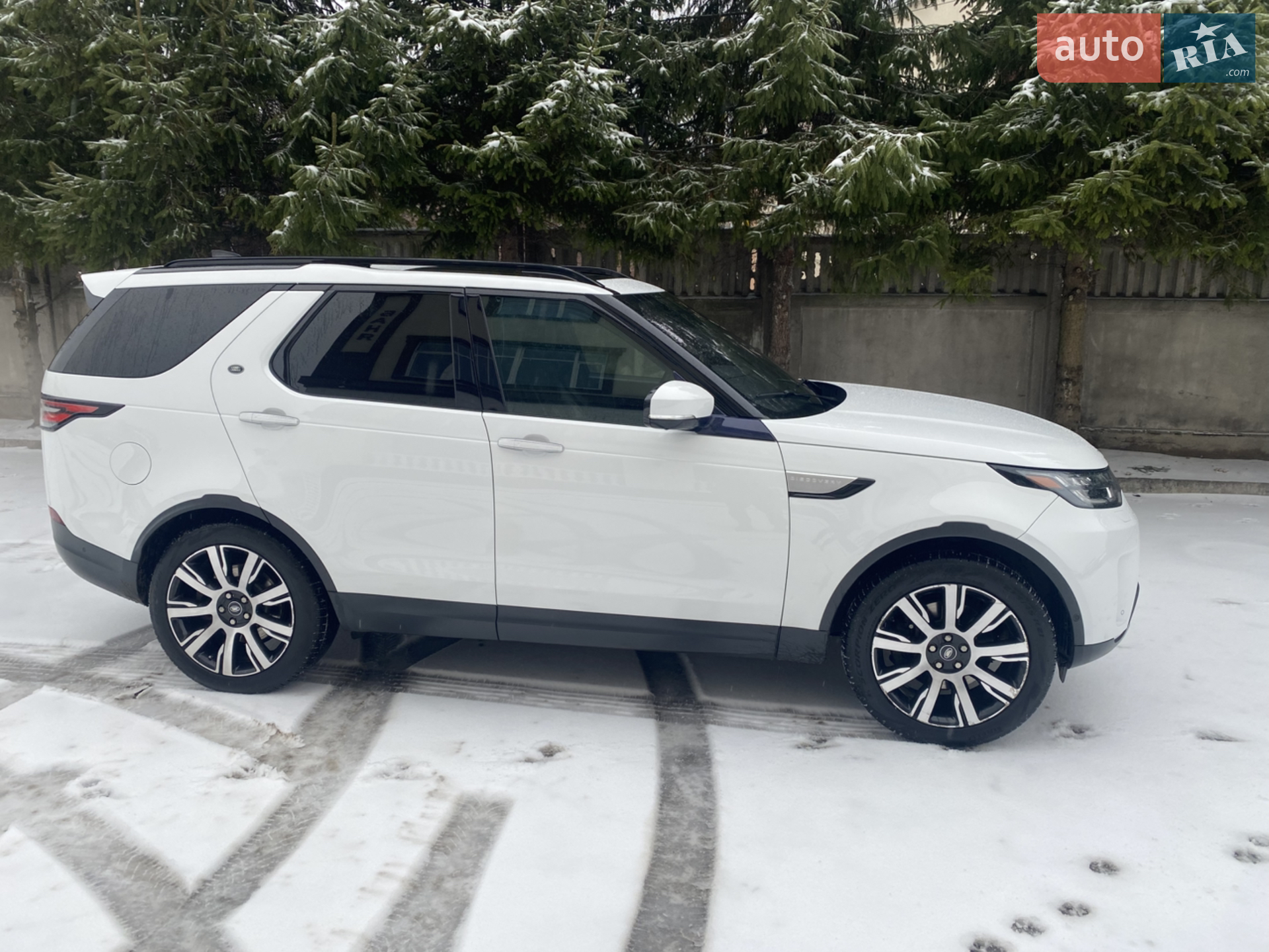 2017 Land Rover Discovery - мініатюра 6