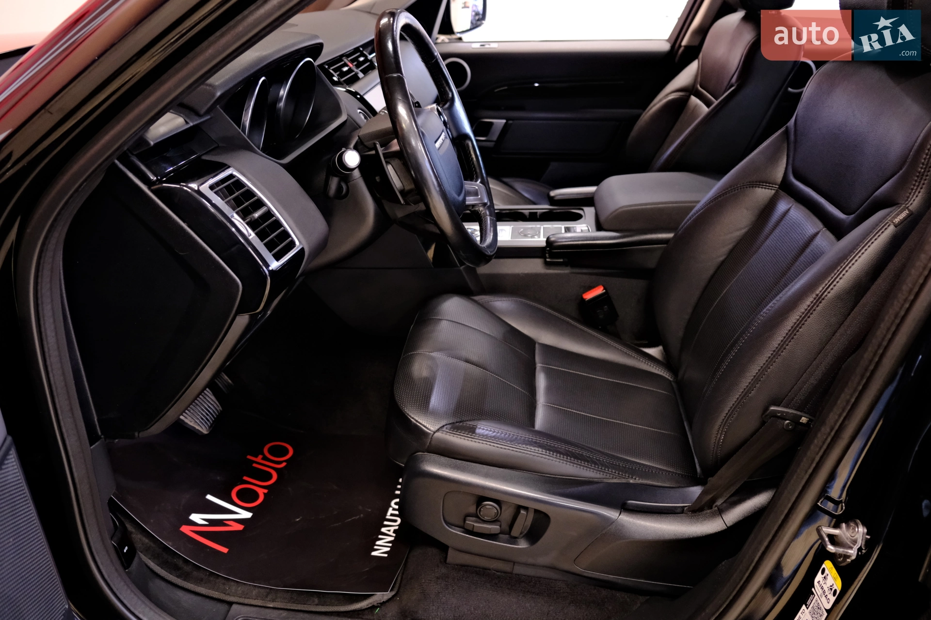 2019 Land Rover Discovery - мініатюра 31