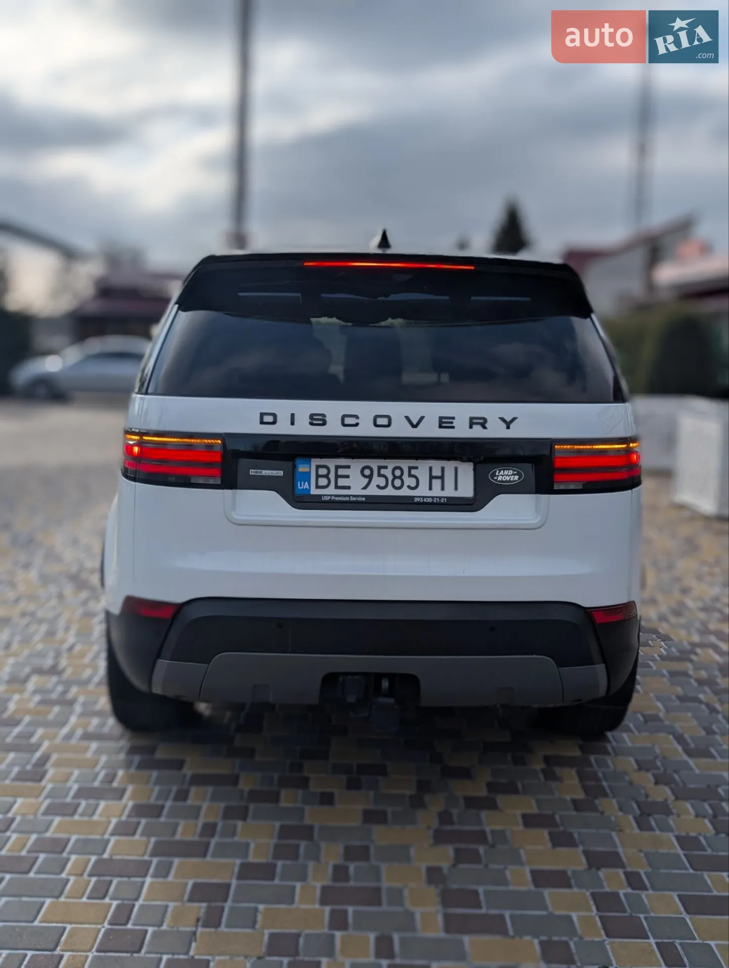 2019 Land Rover Discovery - мініатюра 2