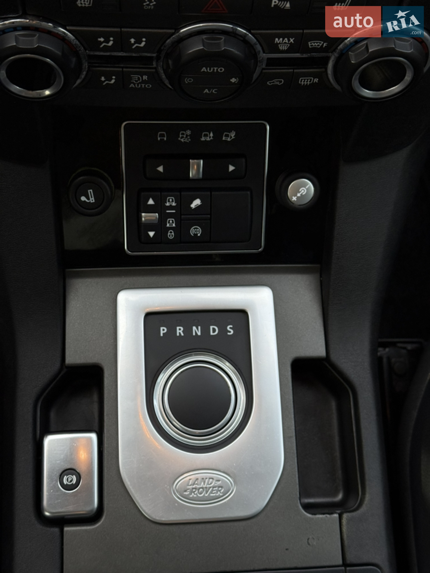 2016 Land Rover Discovery - мініатюра 43