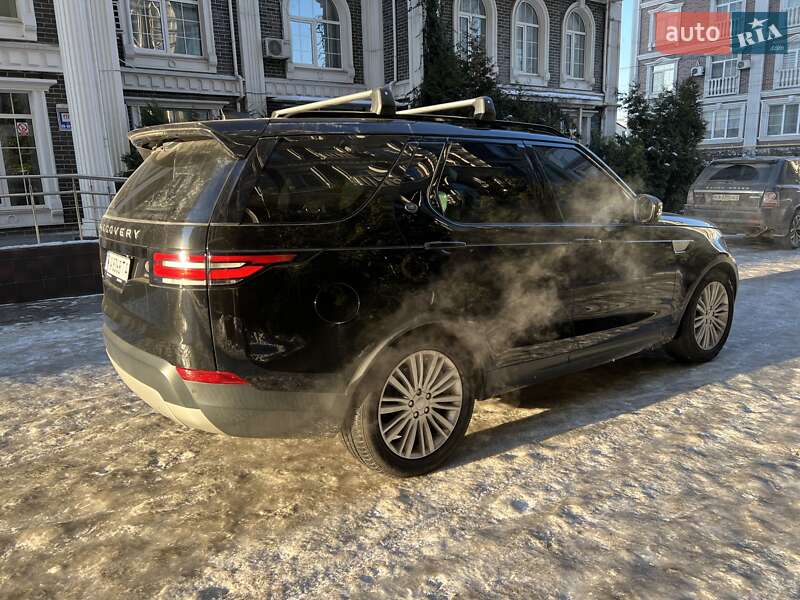 Внедорожник / Кроссовер Land Rover Discovery 2017 в Киеве