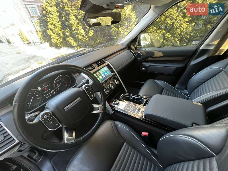 Внедорожник / Кроссовер Land Rover Discovery 2017 в Киеве