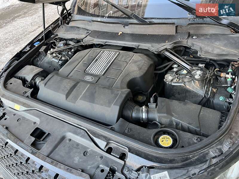 Внедорожник / Кроссовер Land Rover Discovery 2017 в Киеве