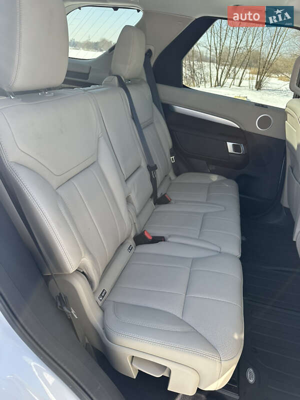 Внедорожник / Кроссовер Land Rover Discovery 2019 в Киеве