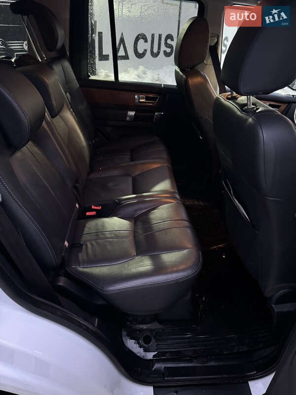 Внедорожник / Кроссовер Land Rover Discovery 2014 в Киеве