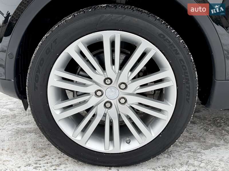 Внедорожник / Кроссовер Land Rover Discovery 2017 в Виннице