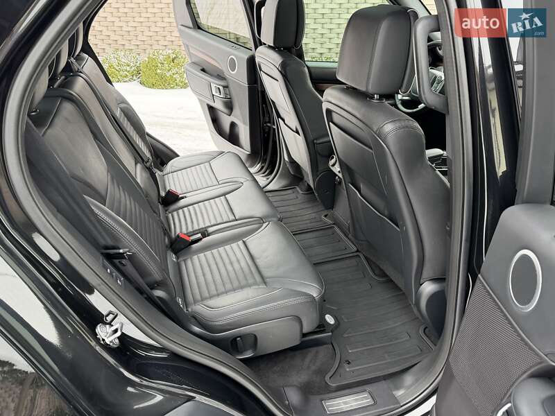 Внедорожник / Кроссовер Land Rover Discovery 2017 в Виннице