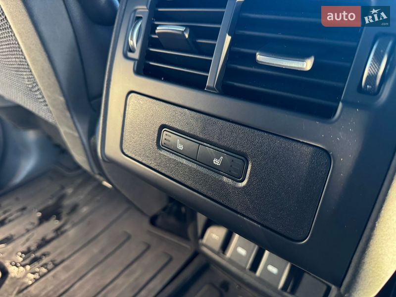 Внедорожник / Кроссовер Land Rover Discovery 2023 в Киеве