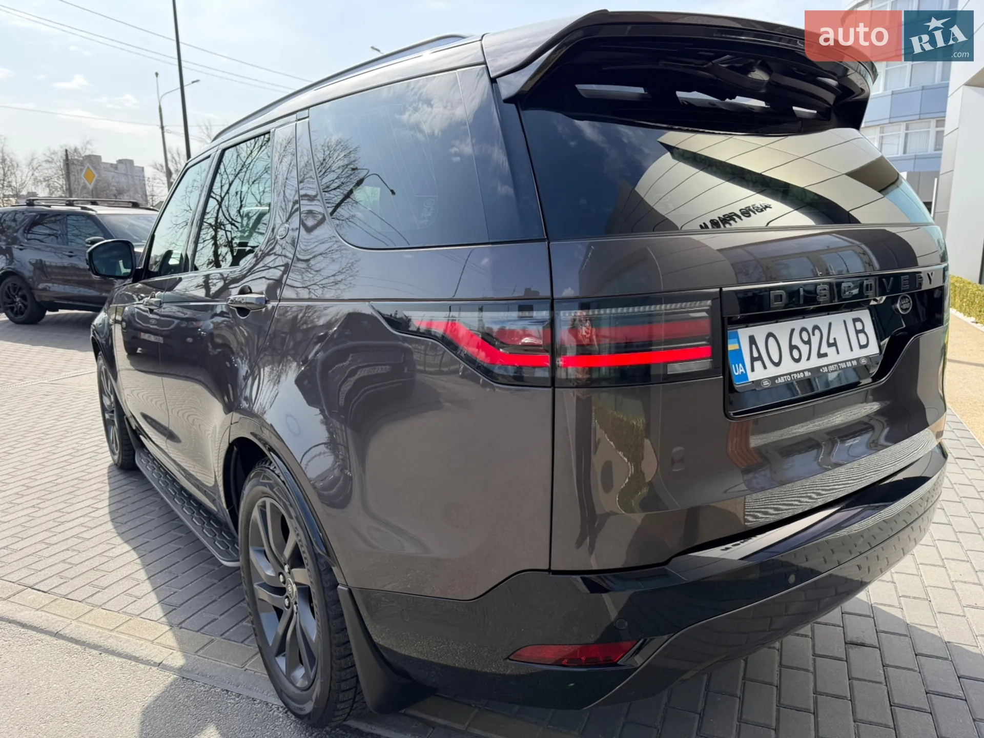 2021 Land Rover Discovery - мініатюра 14