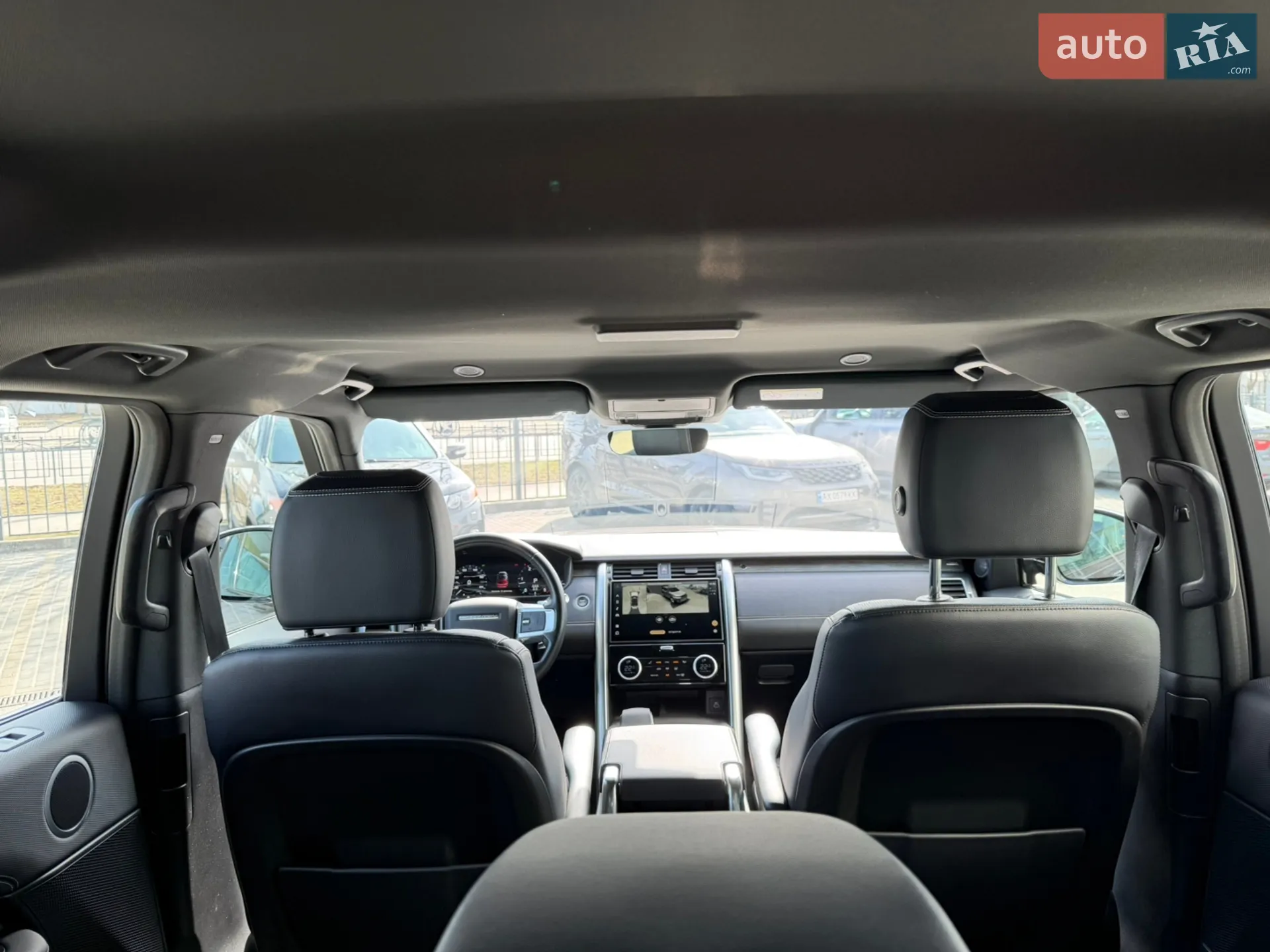 2021 Land Rover Discovery - мініатюра 29