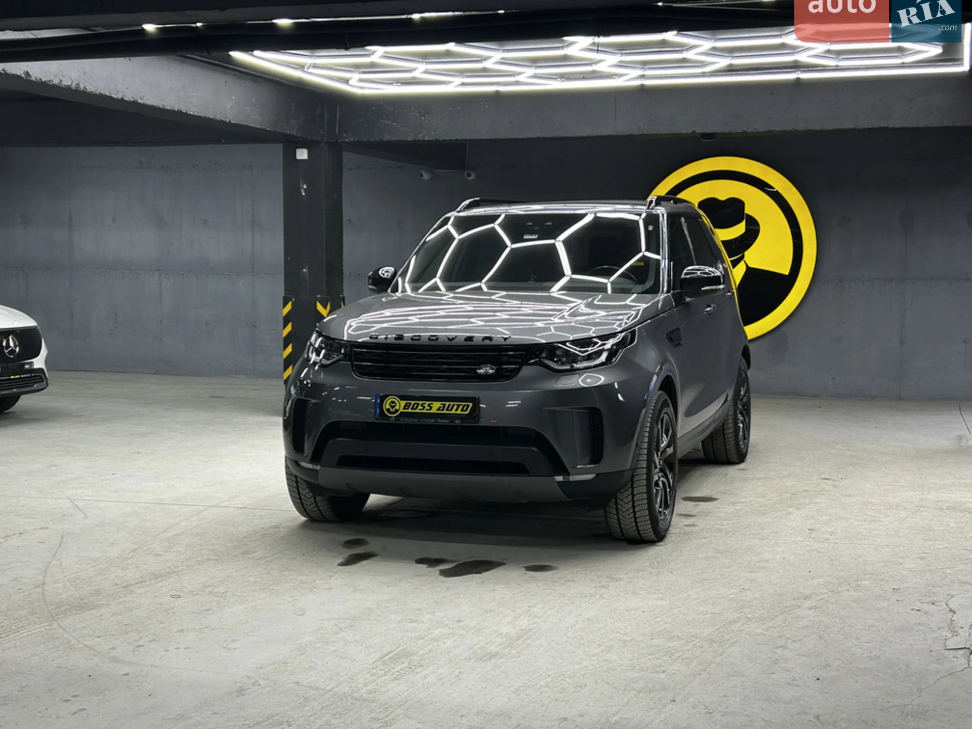 2018 Land Rover Discovery - мініатюра 4