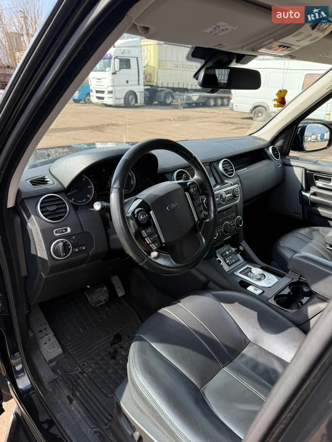 2015 Land Rover Discovery - мініатюра 16