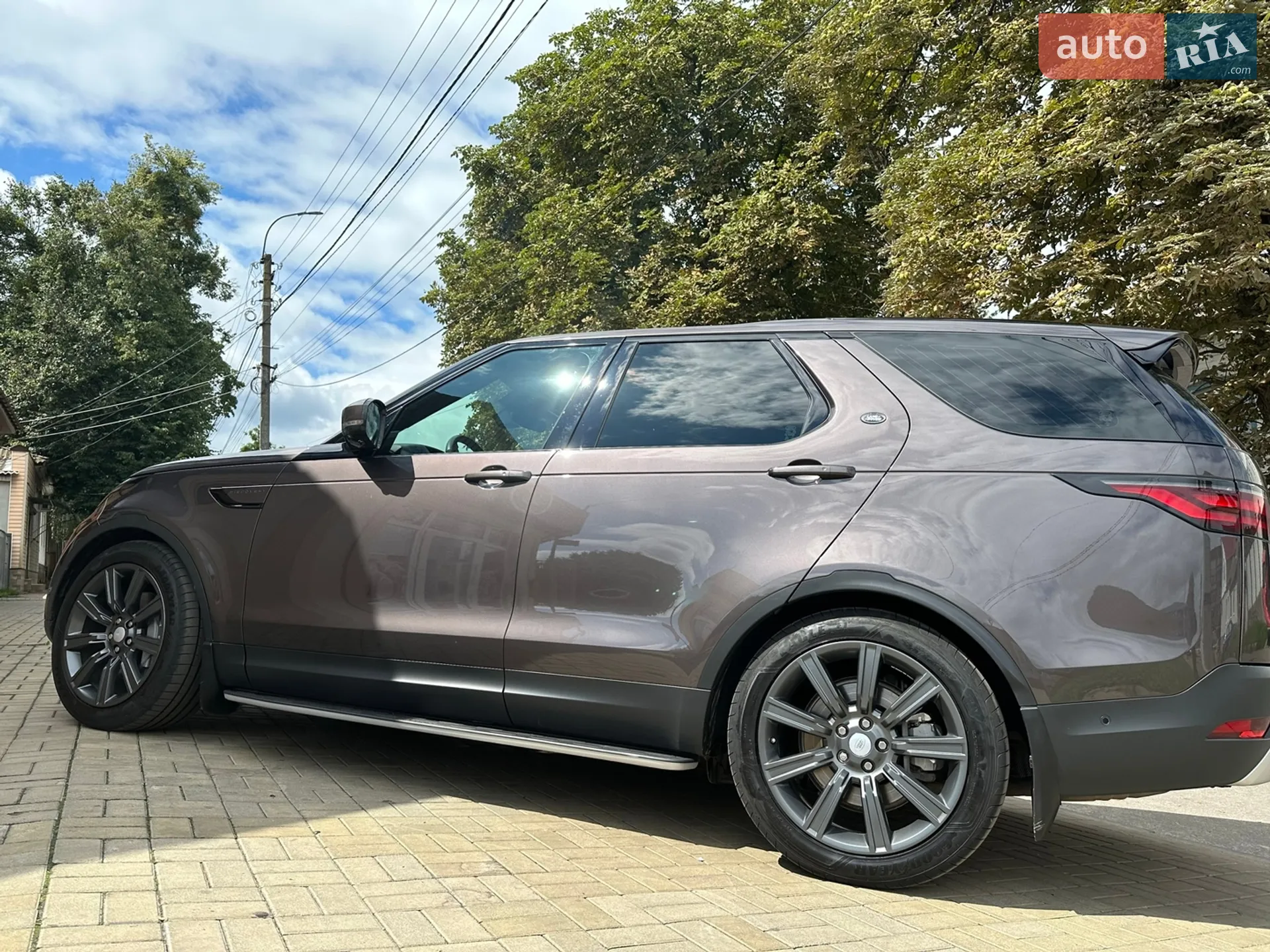 2021 Land Rover Discovery - мініатюра 5