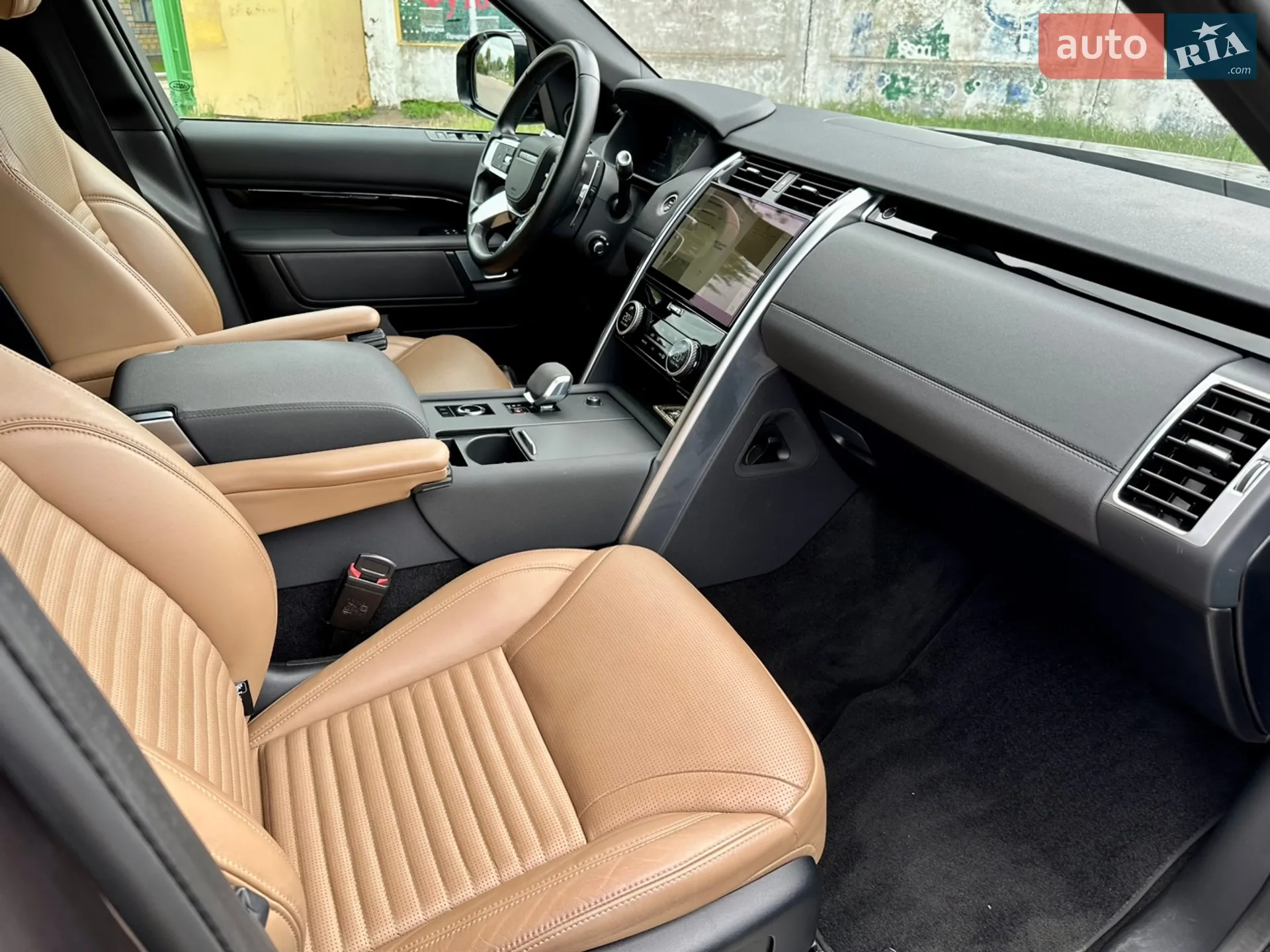 2021 Land Rover Discovery - мініатюра 61