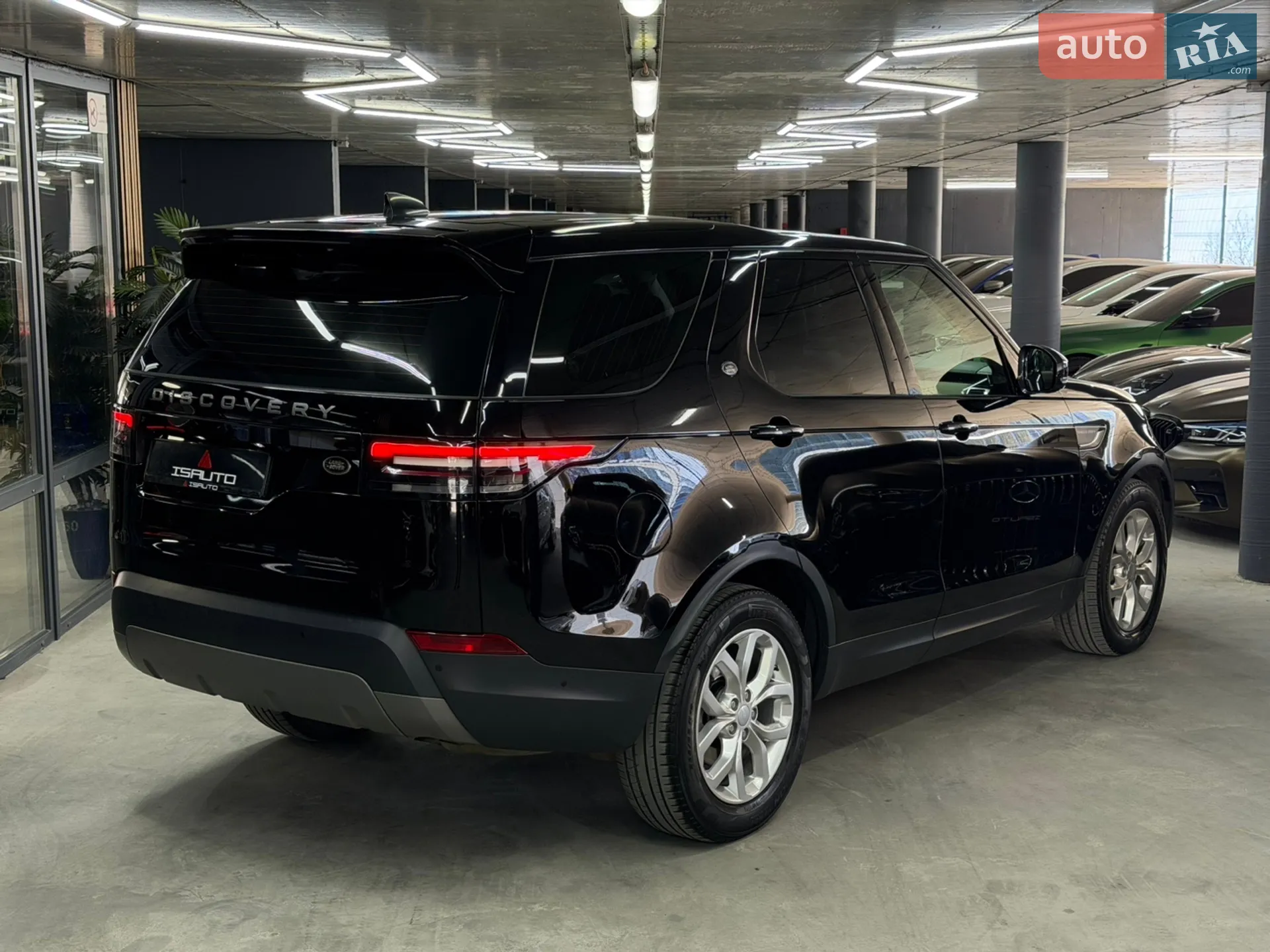 2019 Land Rover Discovery - мініатюра 15