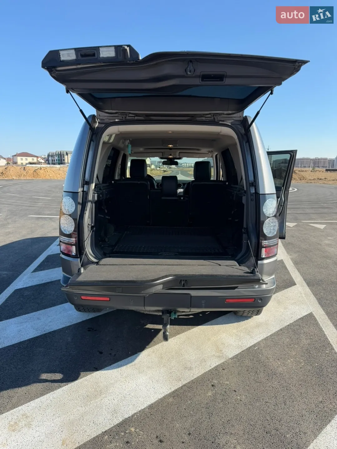 2016 Land Rover Discovery - мініатюра 10