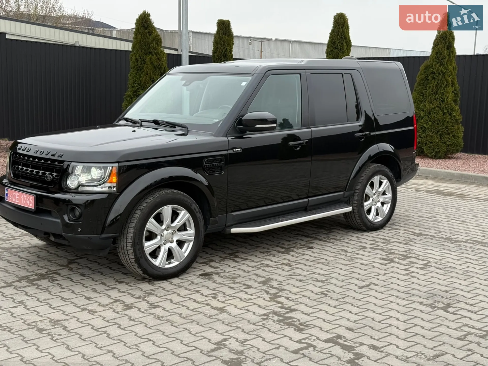 2015 Land Rover Discovery - мініатюра 16