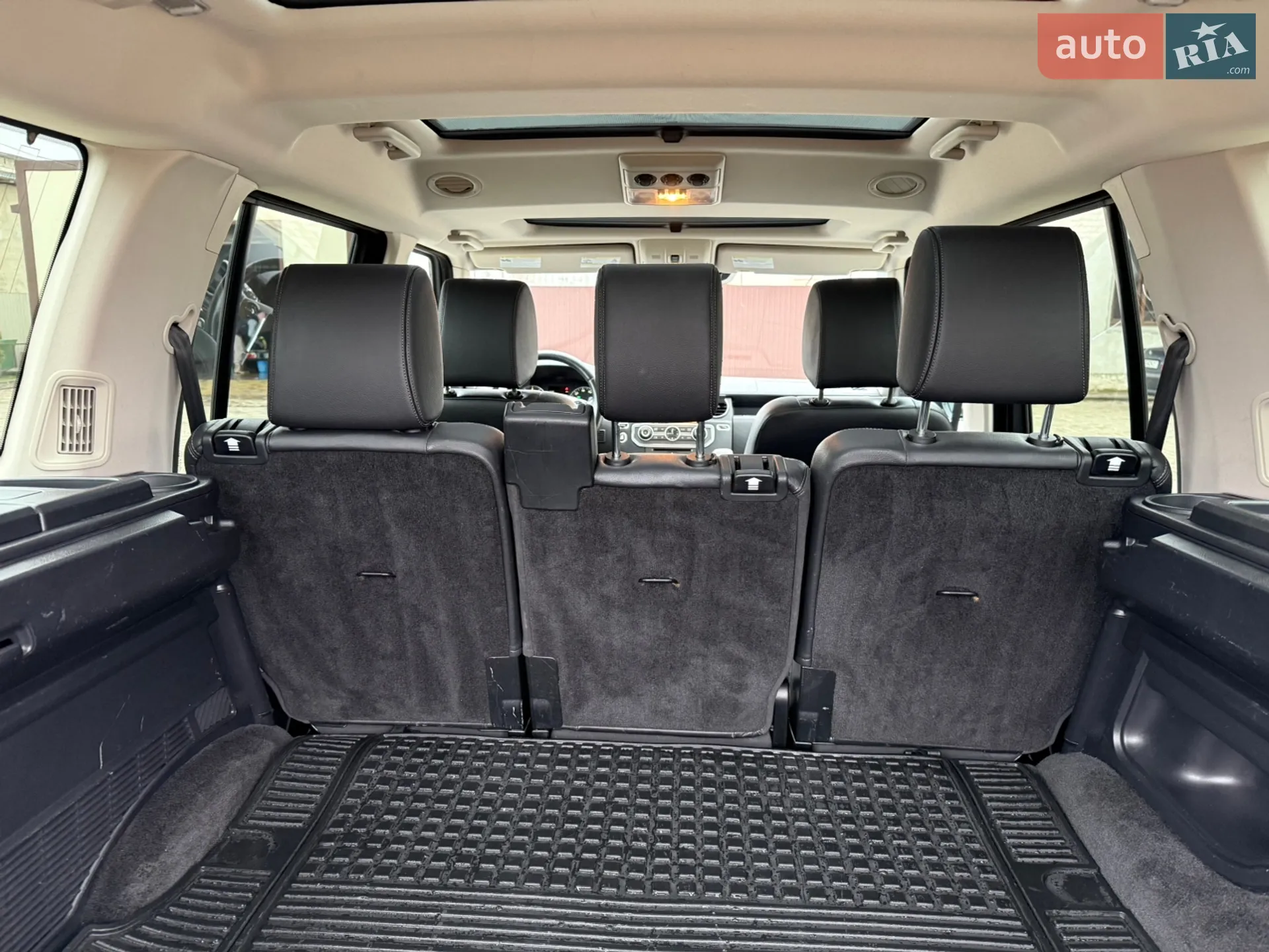 2015 Land Rover Discovery - мініатюра 30