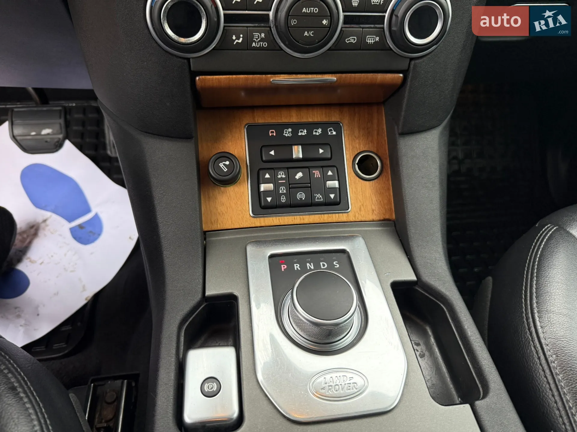 2015 Land Rover Discovery - мініатюра 38
