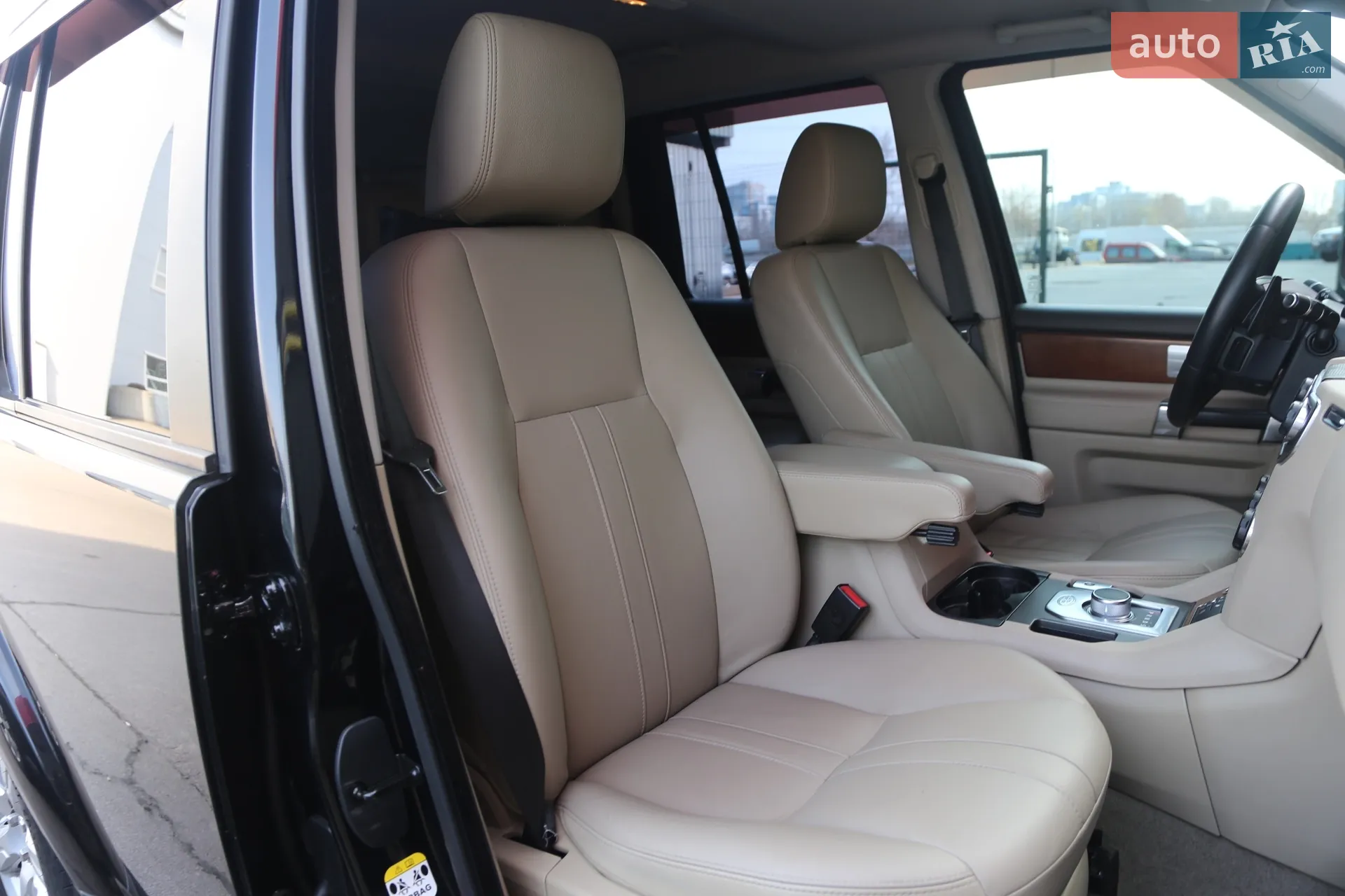 2015 Land Rover Discovery - мініатюра 12