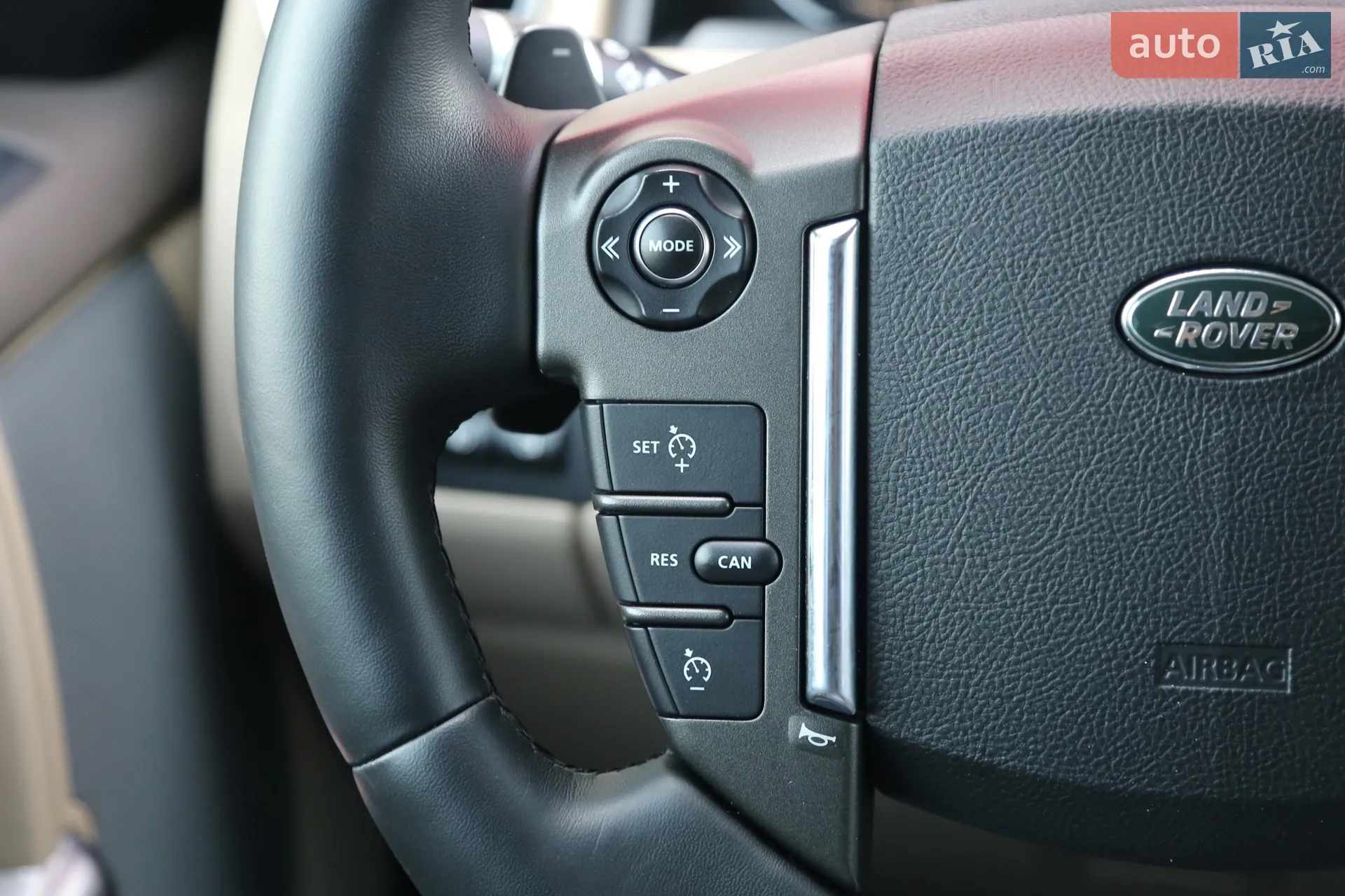 2015 Land Rover Discovery - мініатюра 20