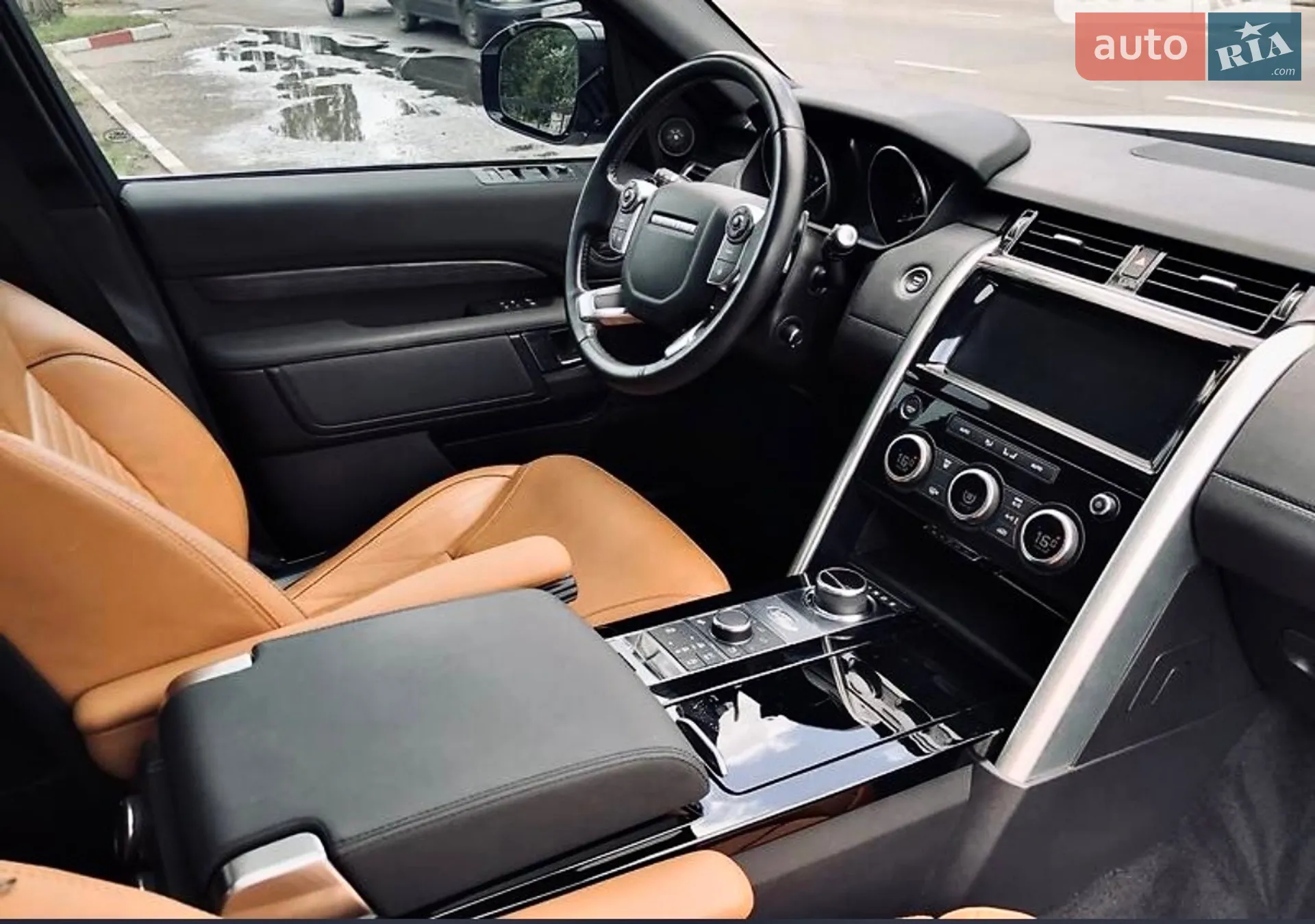 2017 Land Rover Discovery - мініатюра 17