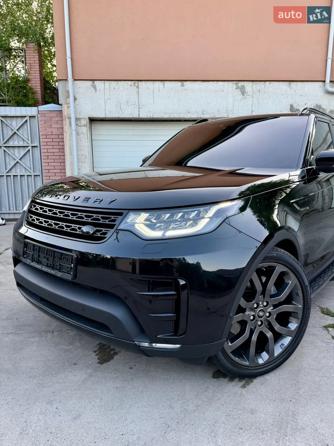 2019 Land Rover Discovery - мініатюра 3