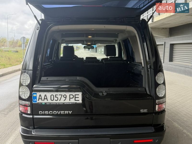 Внедорожник / Кроссовер Land Rover Discovery 2016 в Киеве