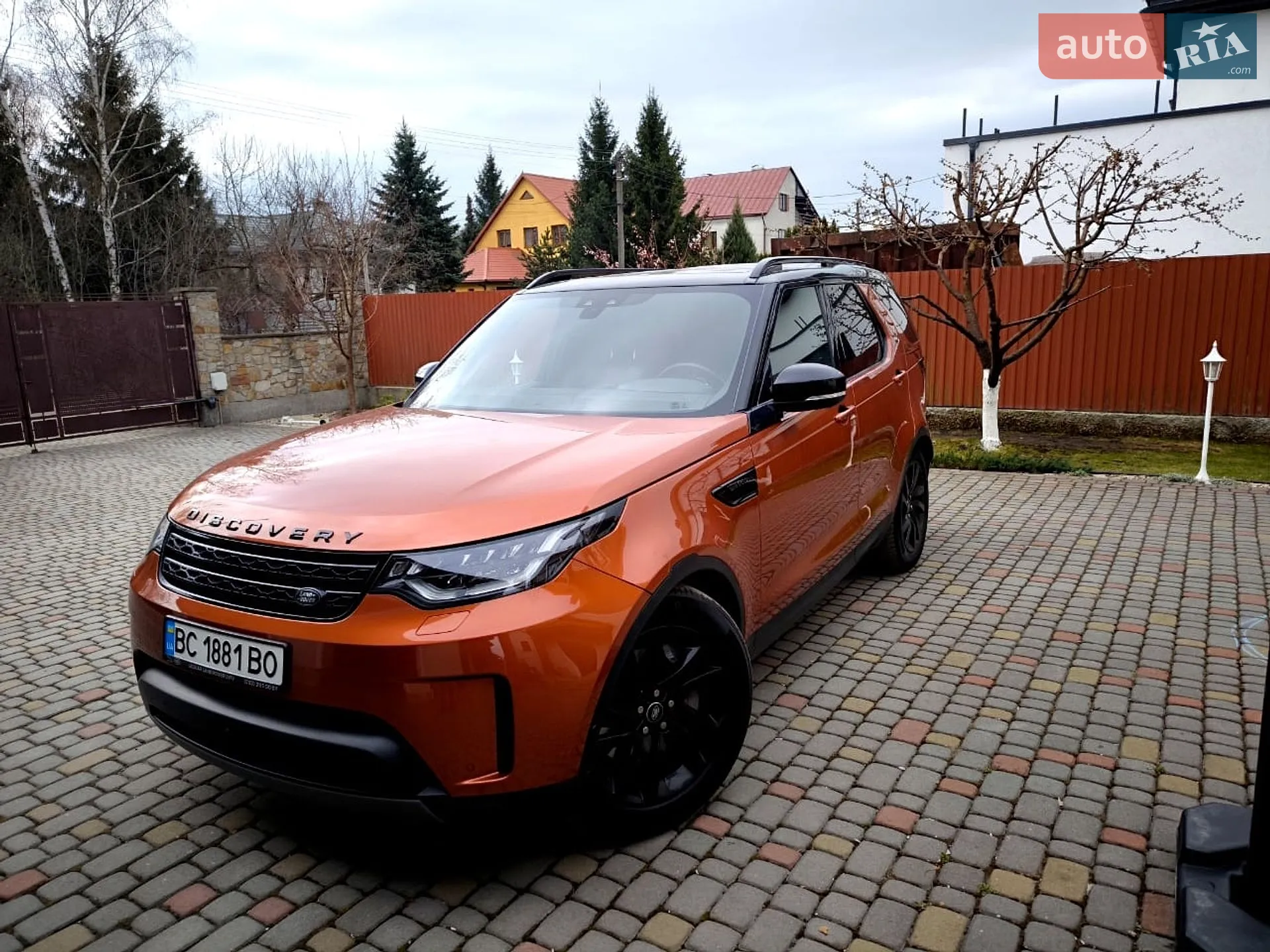 2020 Land Rover Discovery - мініатюра 9